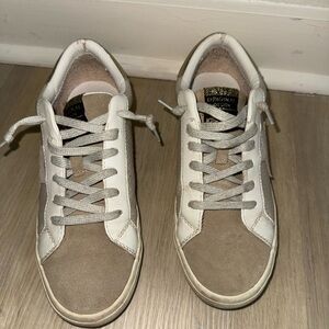Vintage Havana White and Tan Sneakers